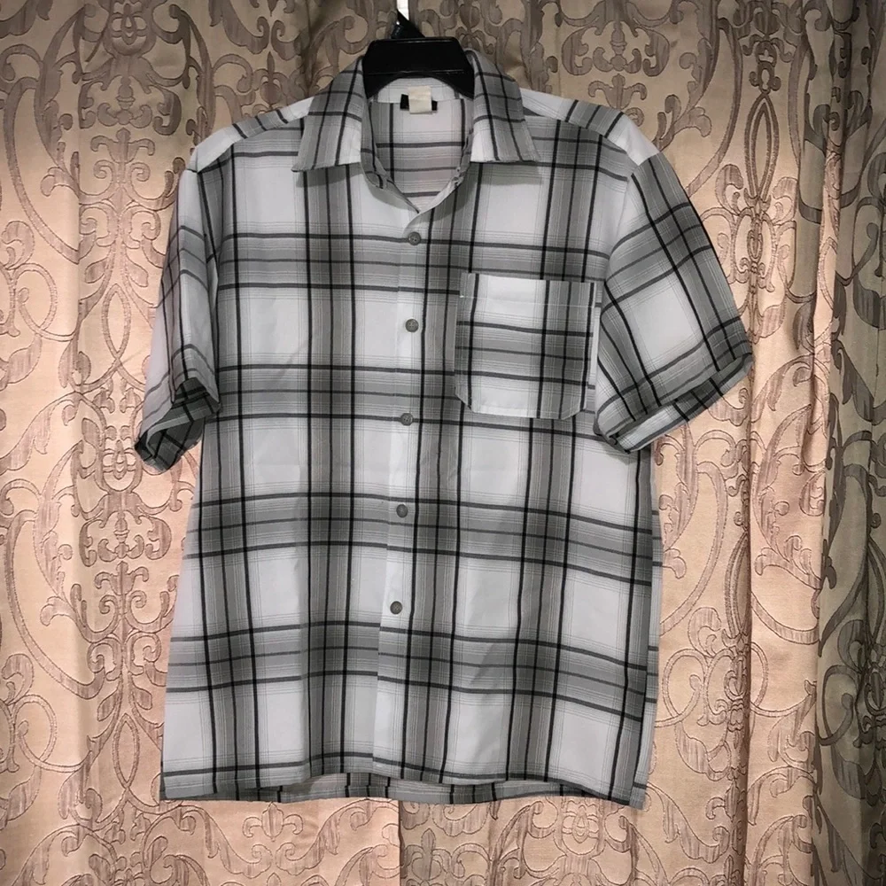 Size medium KR2 short sleeve button up shirt - Picture 3 of 4